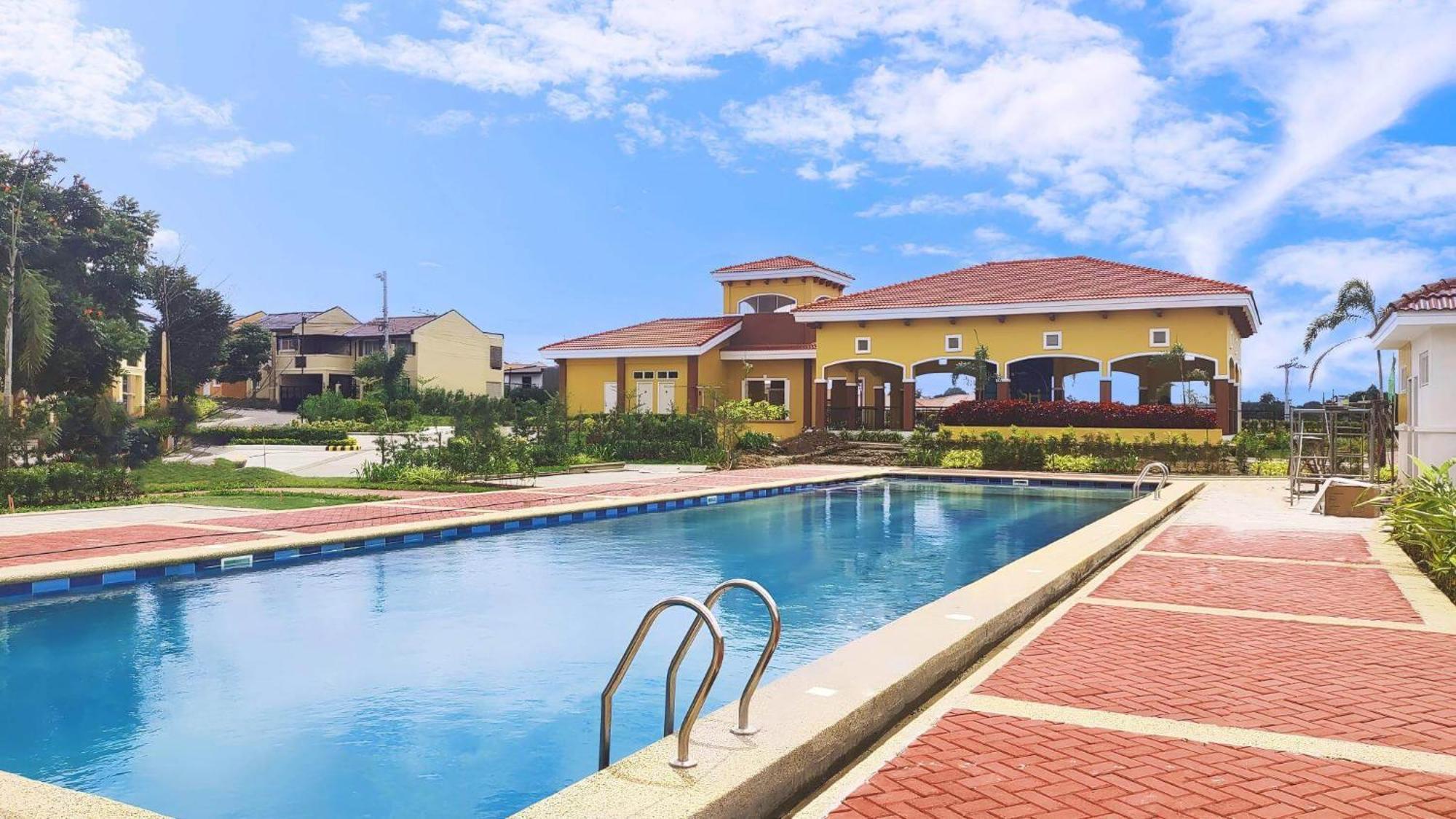 Vittoria Suites At Northpoint Pines Estate Davao Stadt Exterior foto
